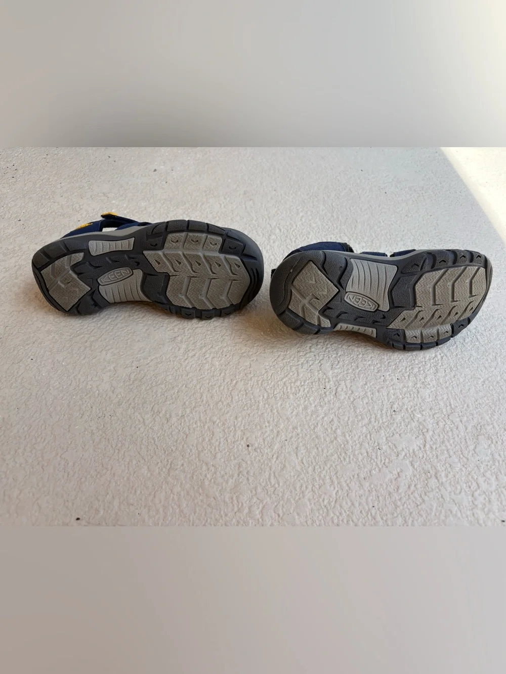 Keen Kids Newport H2 Sandals - Navy with Yellow Accents